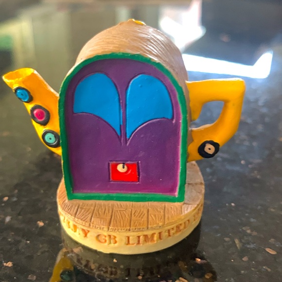 3for$15 bundle Tetley mini teapot Clarence 1996 jutebox - Picture 2 of 6